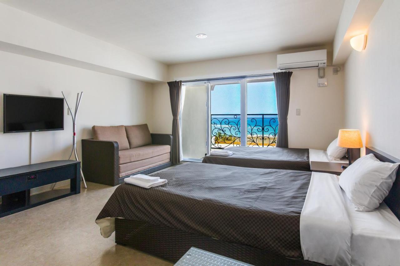 Condominium Hotel Monpa Chatan Buitenkant foto