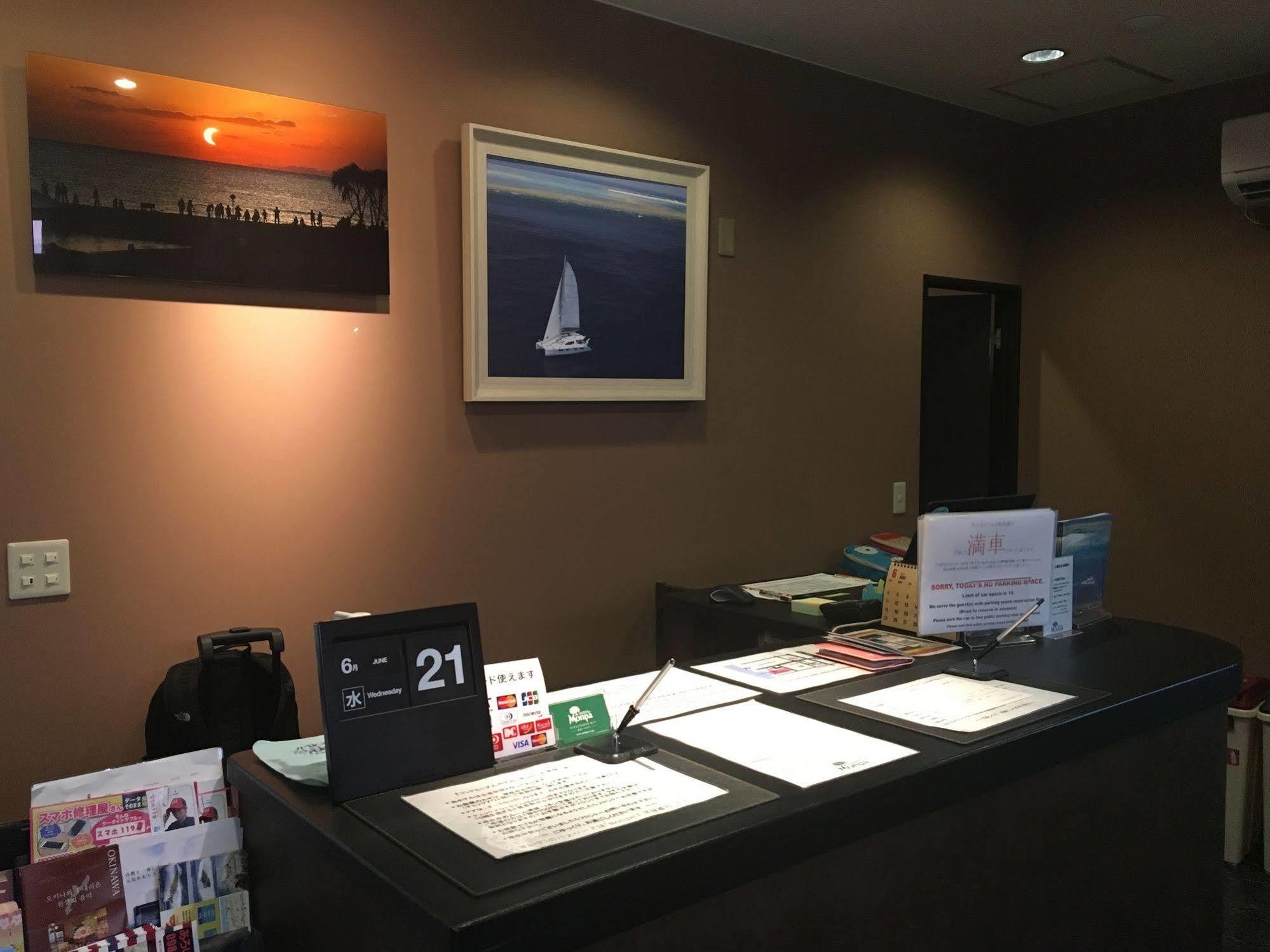 Condominium Hotel Monpa Chatan Buitenkant foto